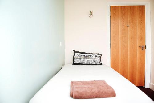 gallery_image_hidden_9