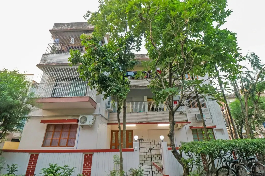 Honey Regency by OYO Rooms