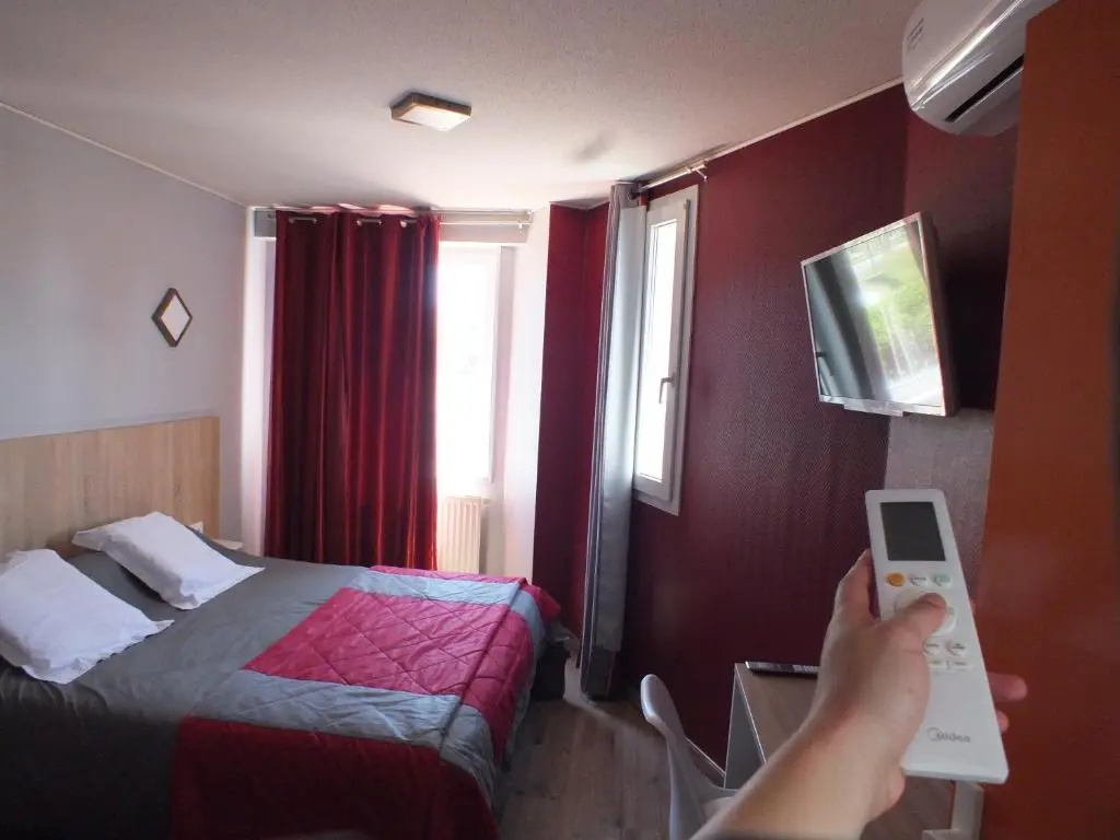 Standard Double room (full double bed)