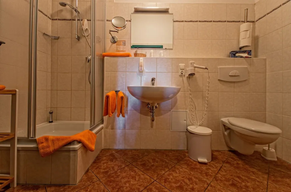Gasthaus & Hotel Zur Henne - Chambres
