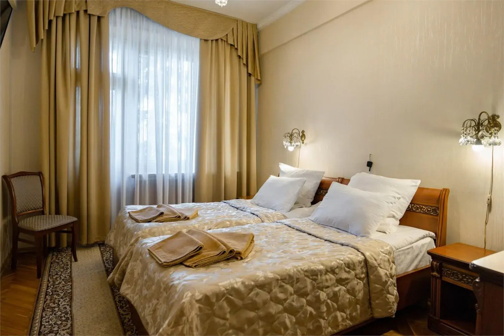 2 Bedrooms Double Suite (twin beds)