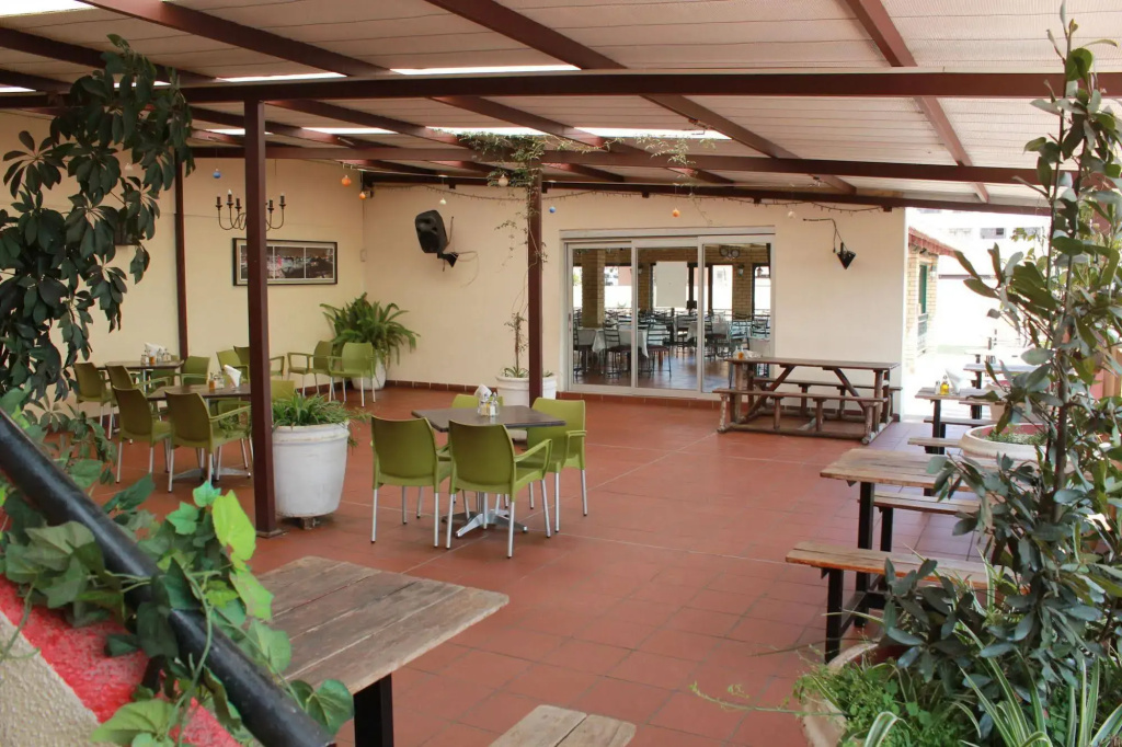 Troyeville Hotel