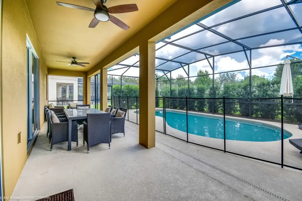 5196oa Luxury 6 Bedroom 5.5 Bath Home