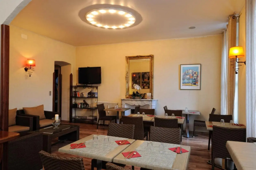 Hotel photo 16