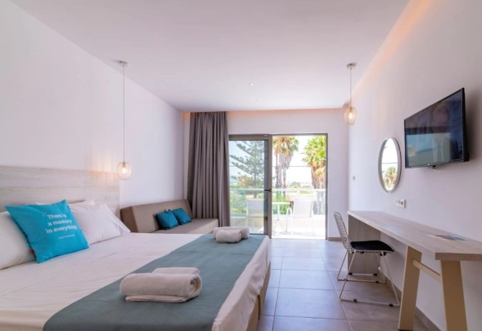 Standard Double room with inland view (full double bed)