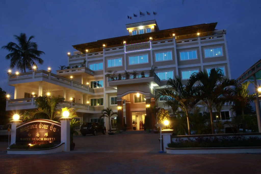 White Beach Hotel