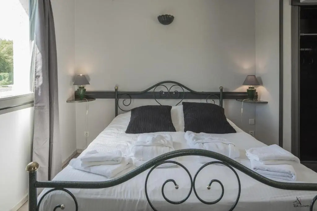 Tropical Hotel - Chambres