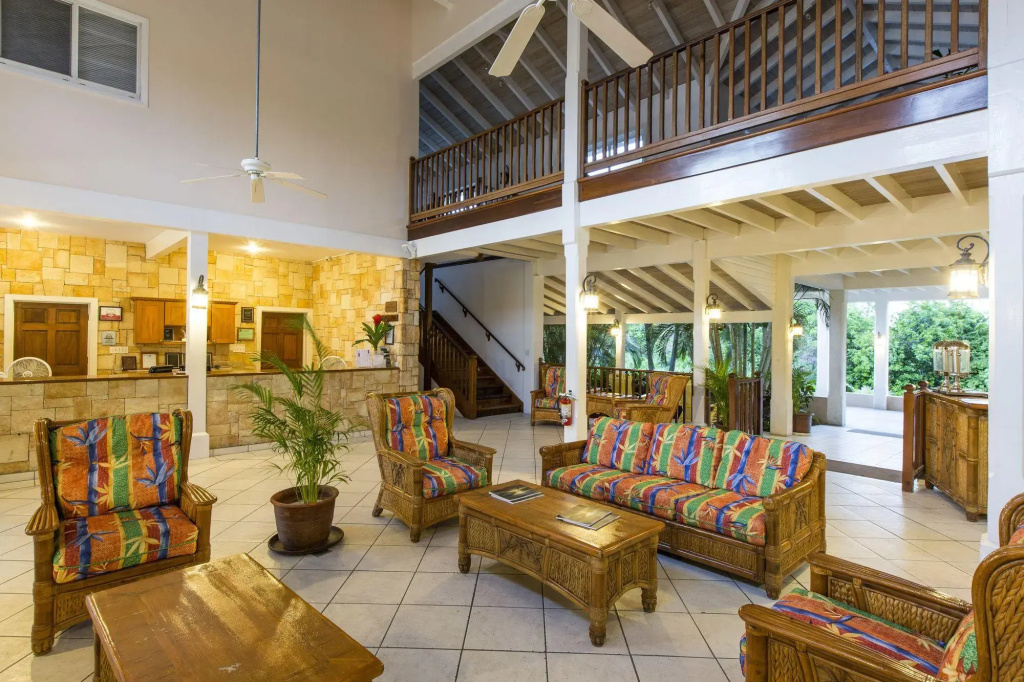 Lobby & Reception