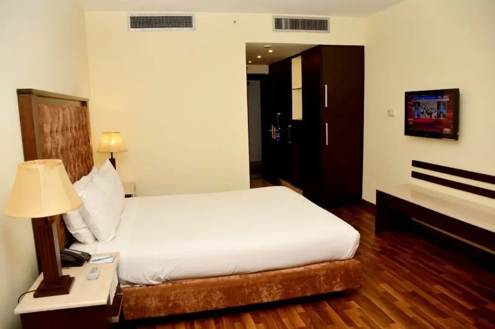 Islamabad Hotel - Chambres