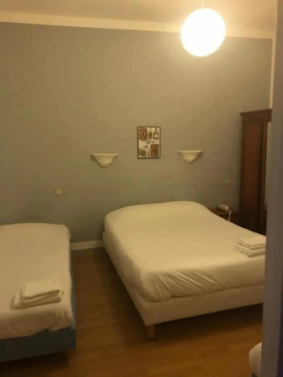 Hotel Des Couronnes Chateaudun - Chambres