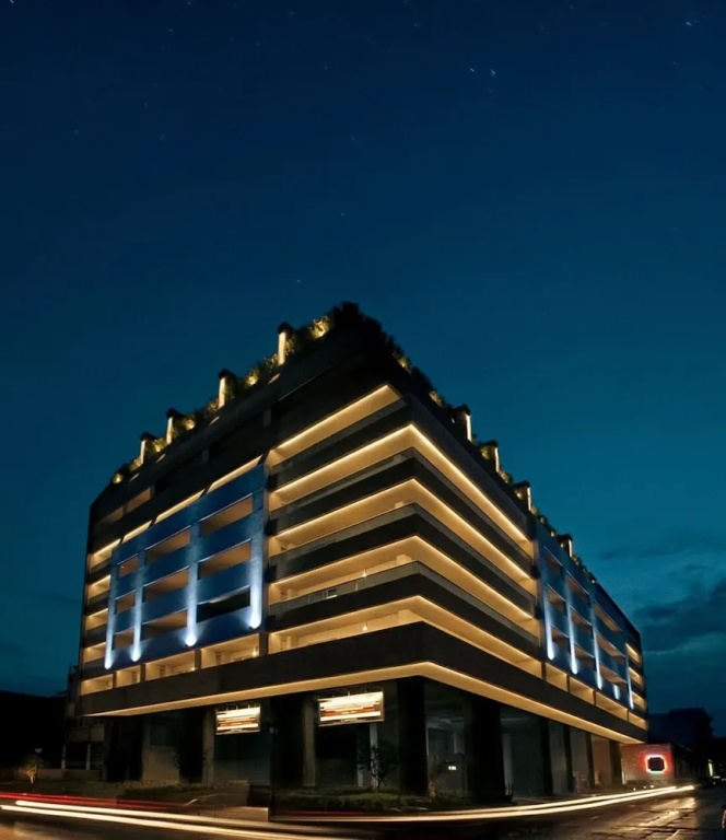 Zeus Piraeus Grand