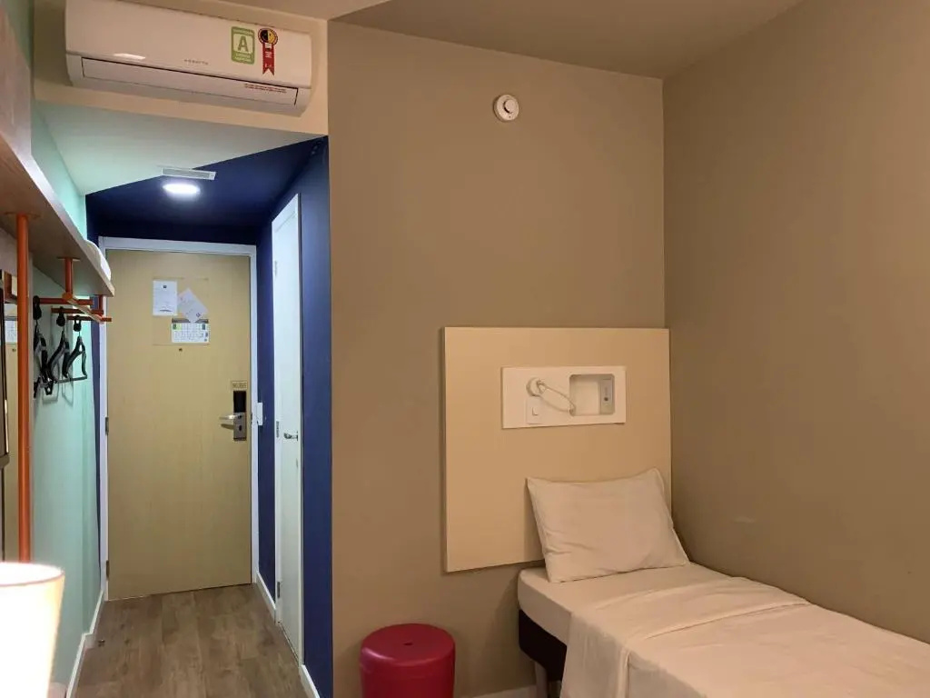 Standard Double Apartment (twin beds)