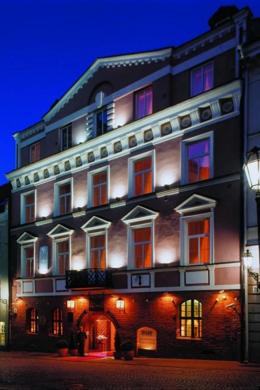 NARUTIS hotel