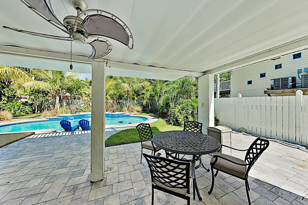 408harbd 3 Bedroom Home