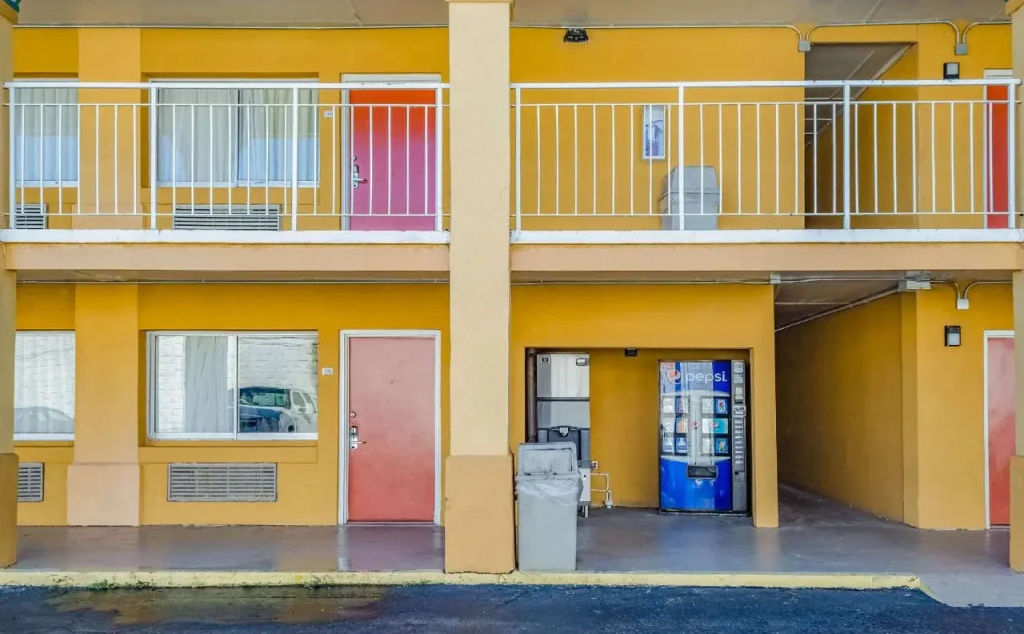 Econo Lodge