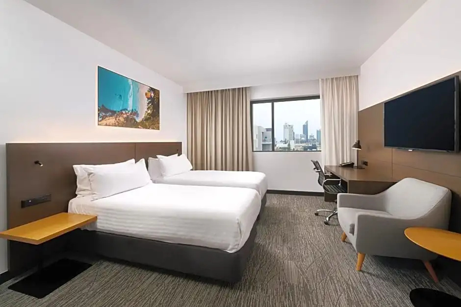 Standard room with city view