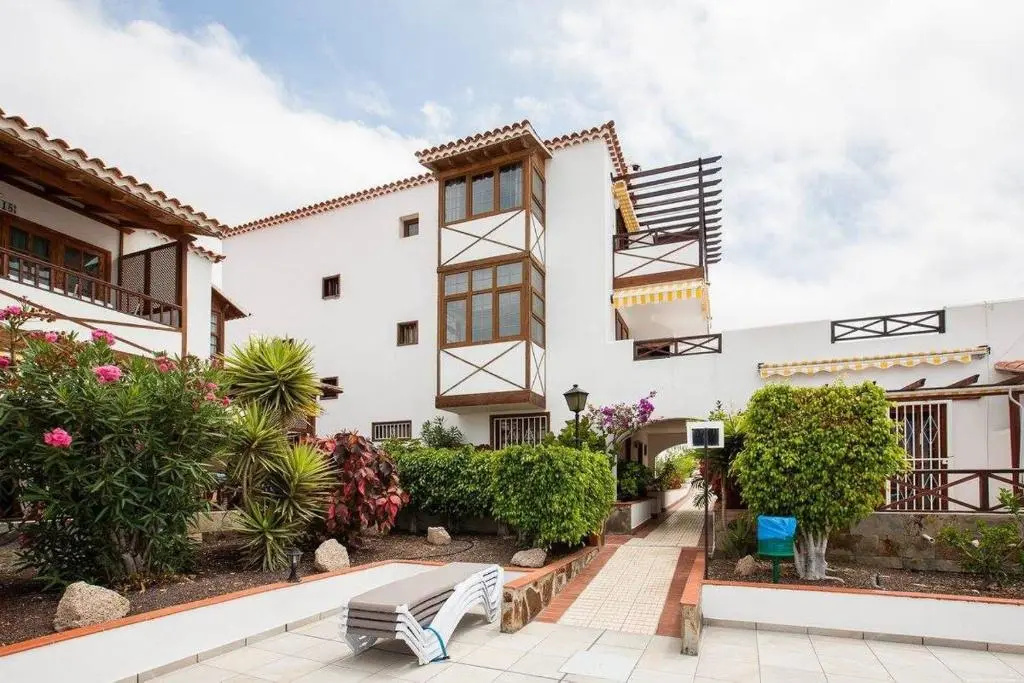 2 Bedroom apartment for 4 people in Tenerife