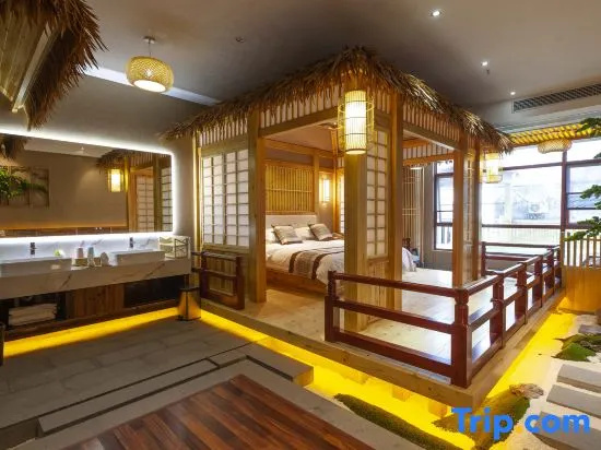 Remote Mountain Hotel Lianzhou