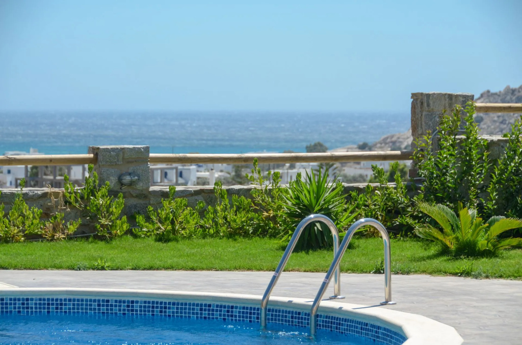 Naxos Luxury Villas - 4