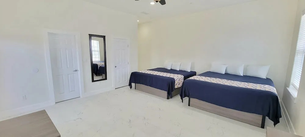 Luxury Double Family room (full double bed)