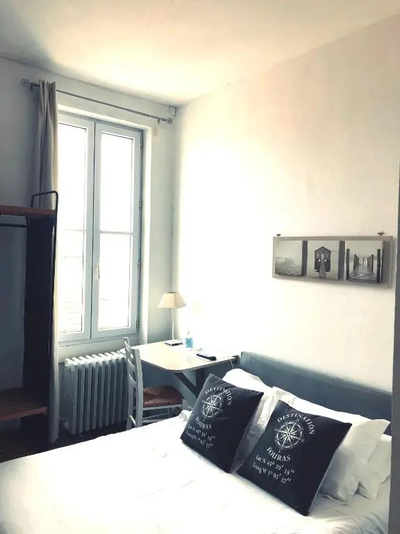 Economy room