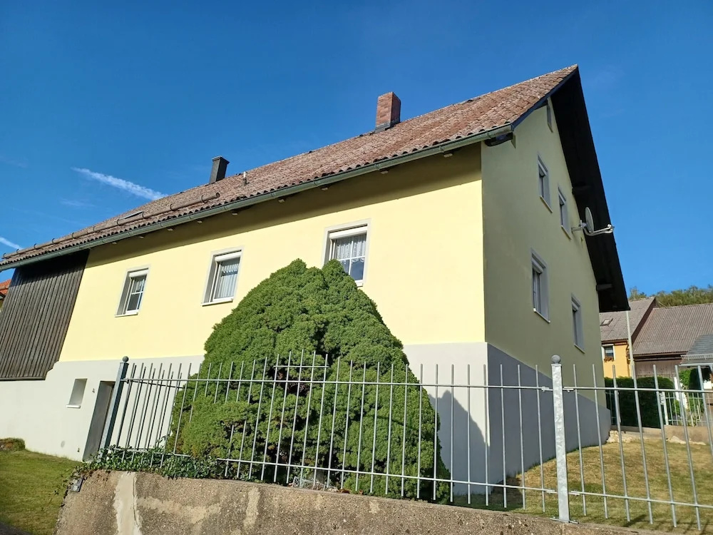 Cozy Holiday Home in Stadlern near Ski Slopes