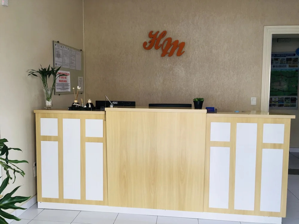Lobby & Reception
