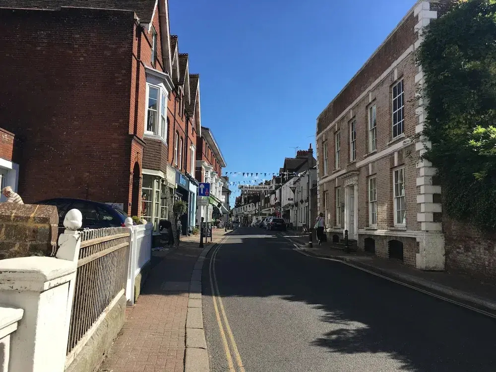 Morleys Bistro | By Huluki Sussex Stays