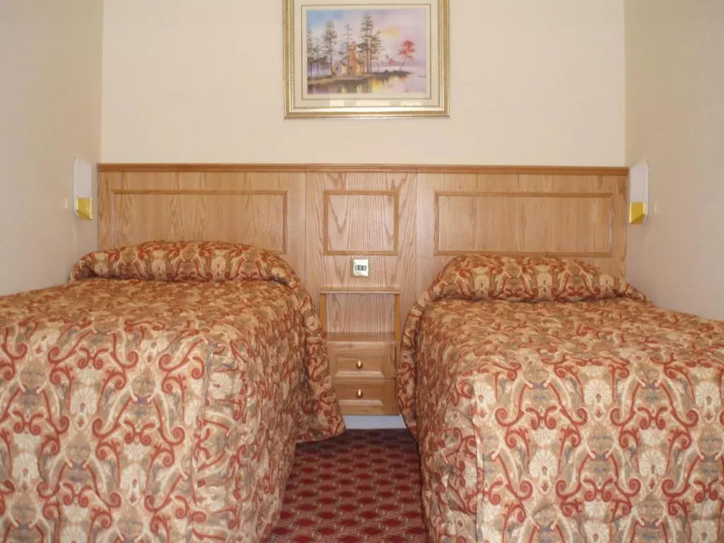 Standard Double room (twin beds)