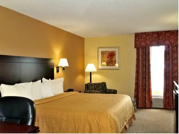 Standard room with city view