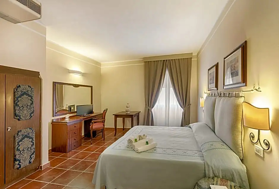 Colonna Palace Mediterraneo - Chambres
