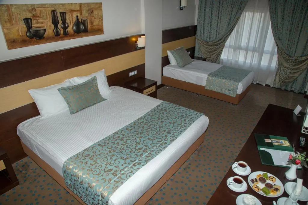 Mom Hotel - Chambres