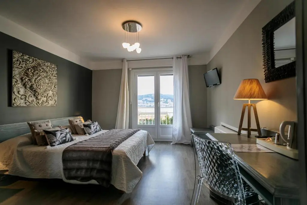 Comfort Double room with sea view (full double bed)