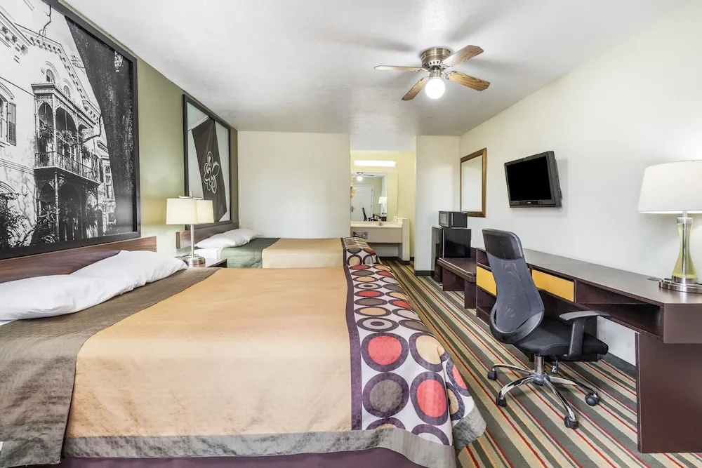Hotel photo 18