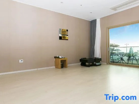 Rich Hotel - Chambres