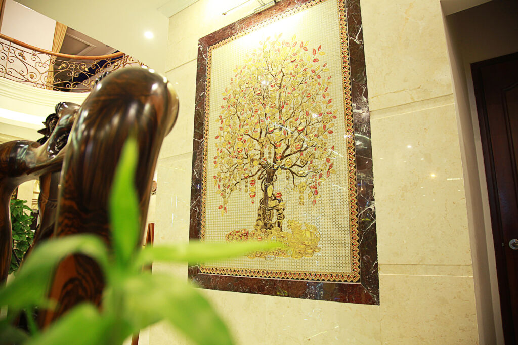 Royal Family Hotel