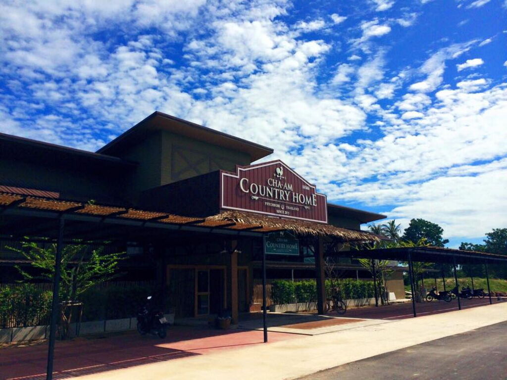 Storfjord hotel. одноэтажный дом стиле ранчо в сша. Cha am thai berkeley. Am country. кантри роудс.