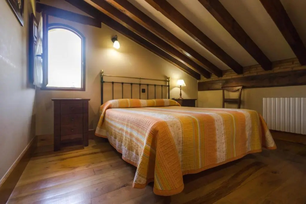 Standard Double Attic room (full double bed)
