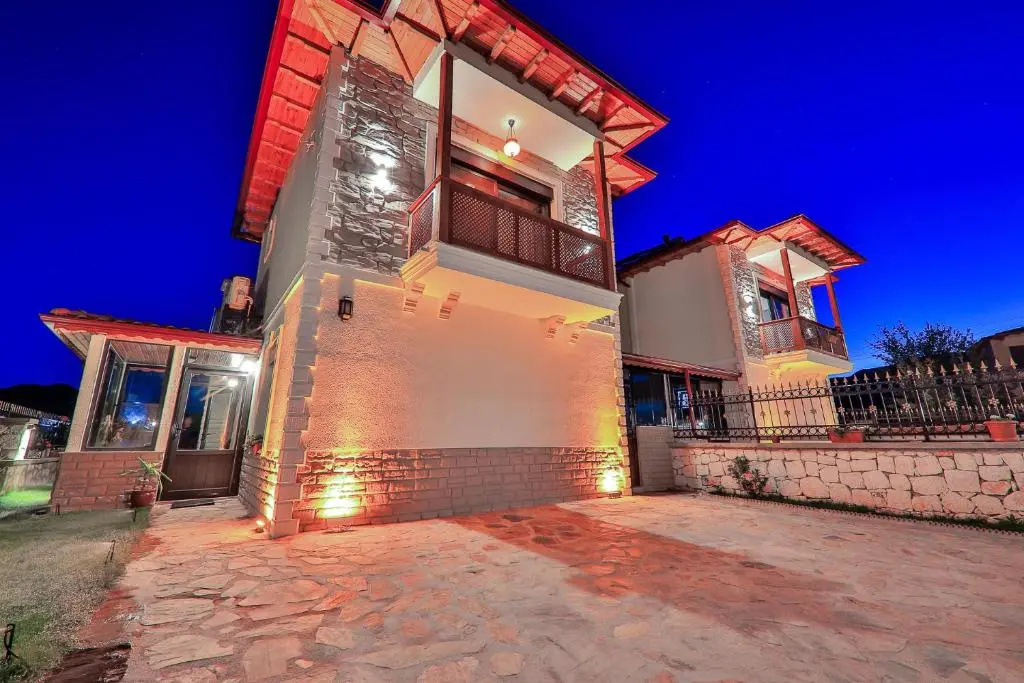 Impressive Luxurious Villa With Refreshing Private Pool in Kas Antalya