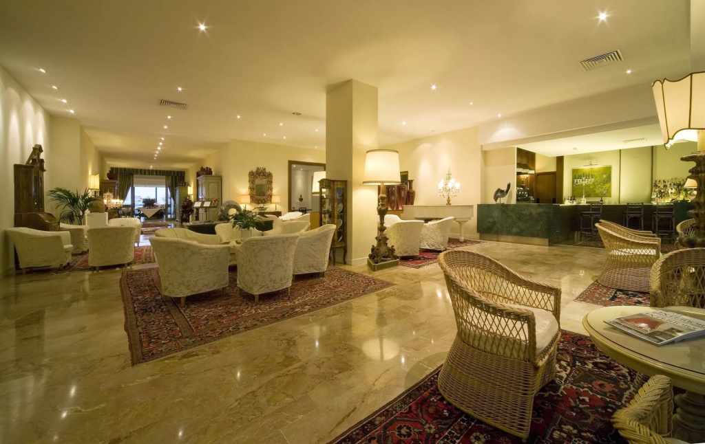 National Hotel - Général