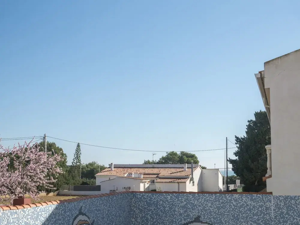 Marineu Los Almendros