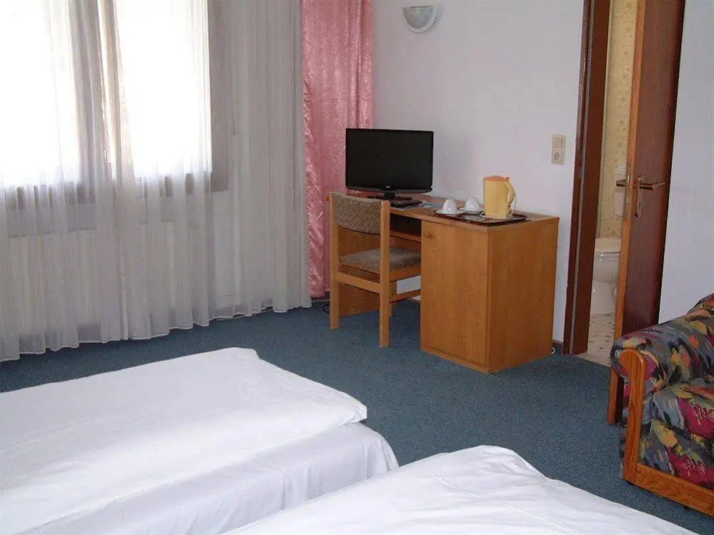 Image 12