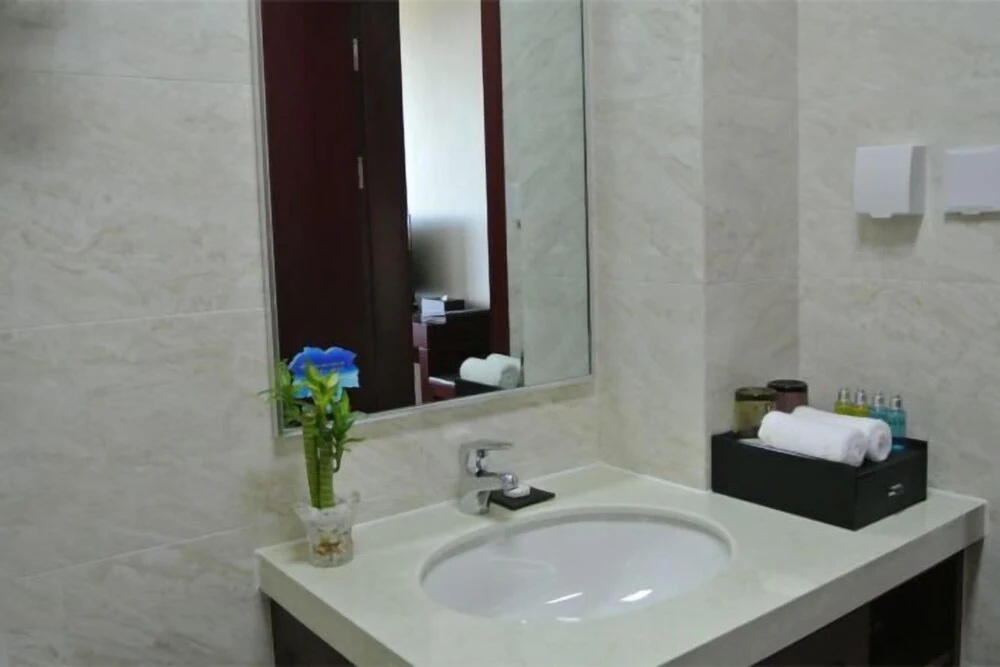 Airport Hotel