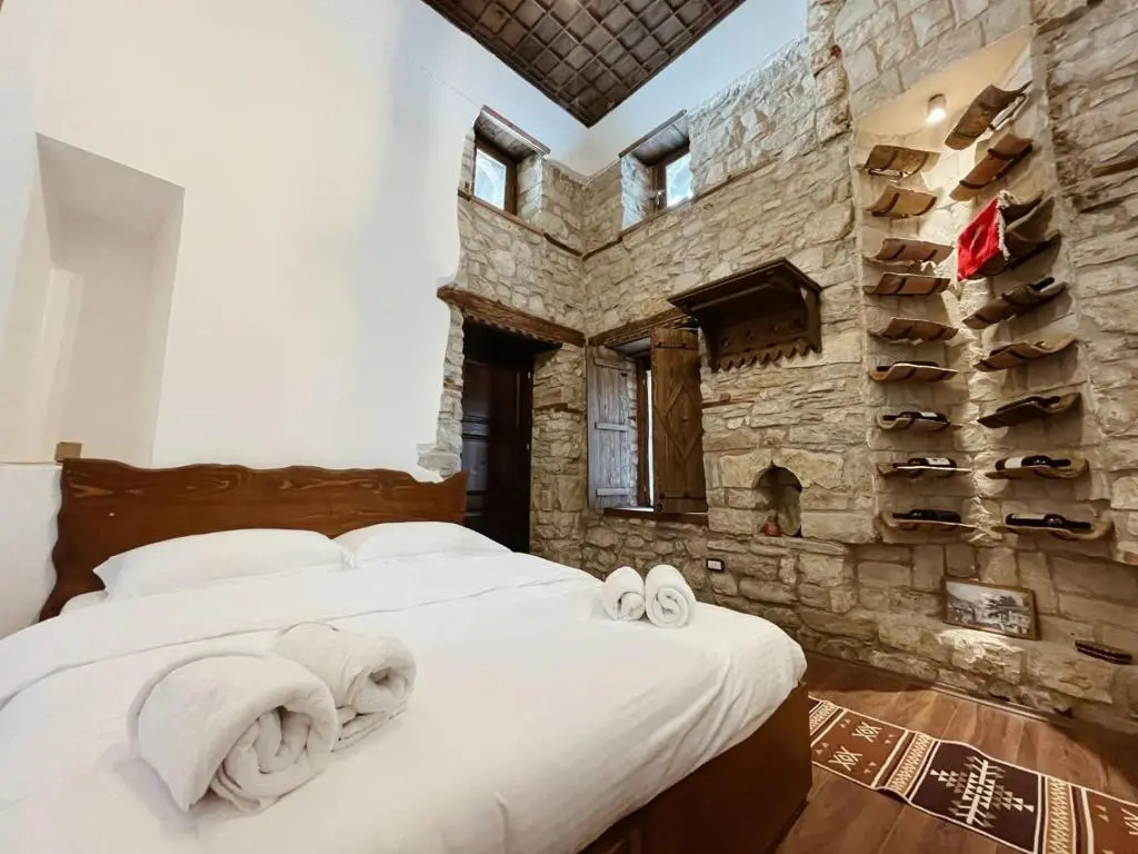 Standard Double room with garden view (full double bed)