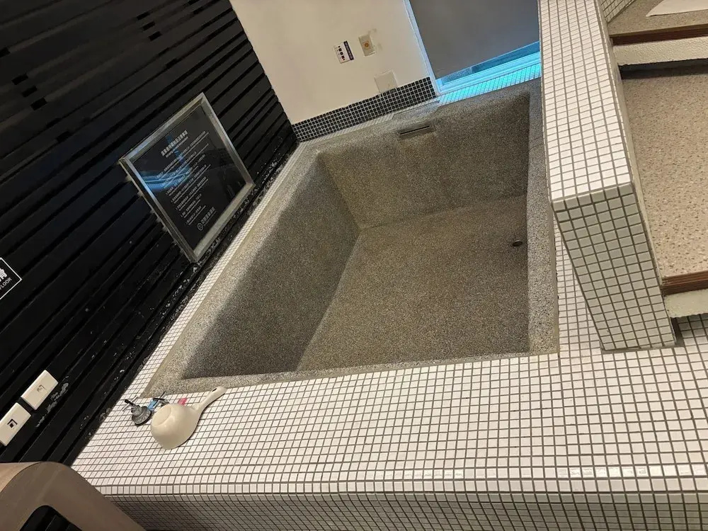 YA-NOLD Hot Spring Hotel