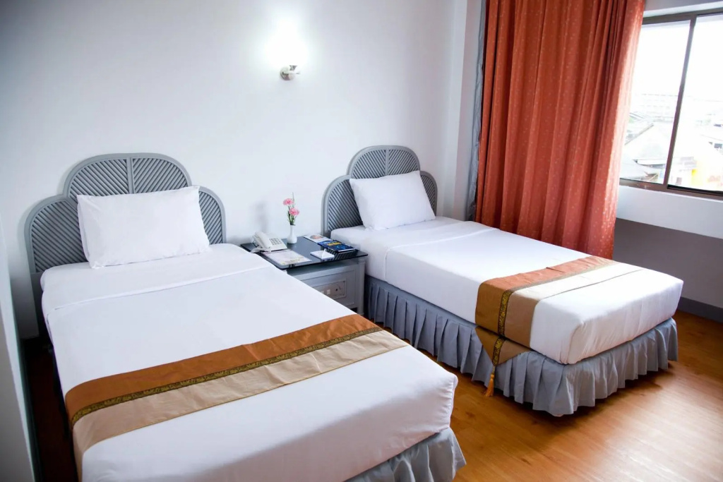 Business Double room (twin beds)