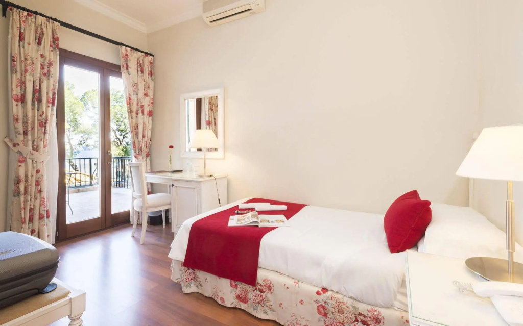 Hotel Cala Fornells - Général