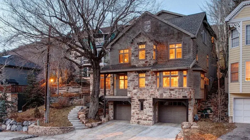 Charming Stone Home DV Drive