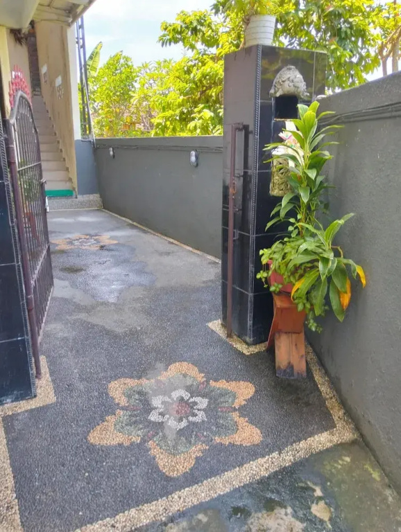 Ubud suites batuan