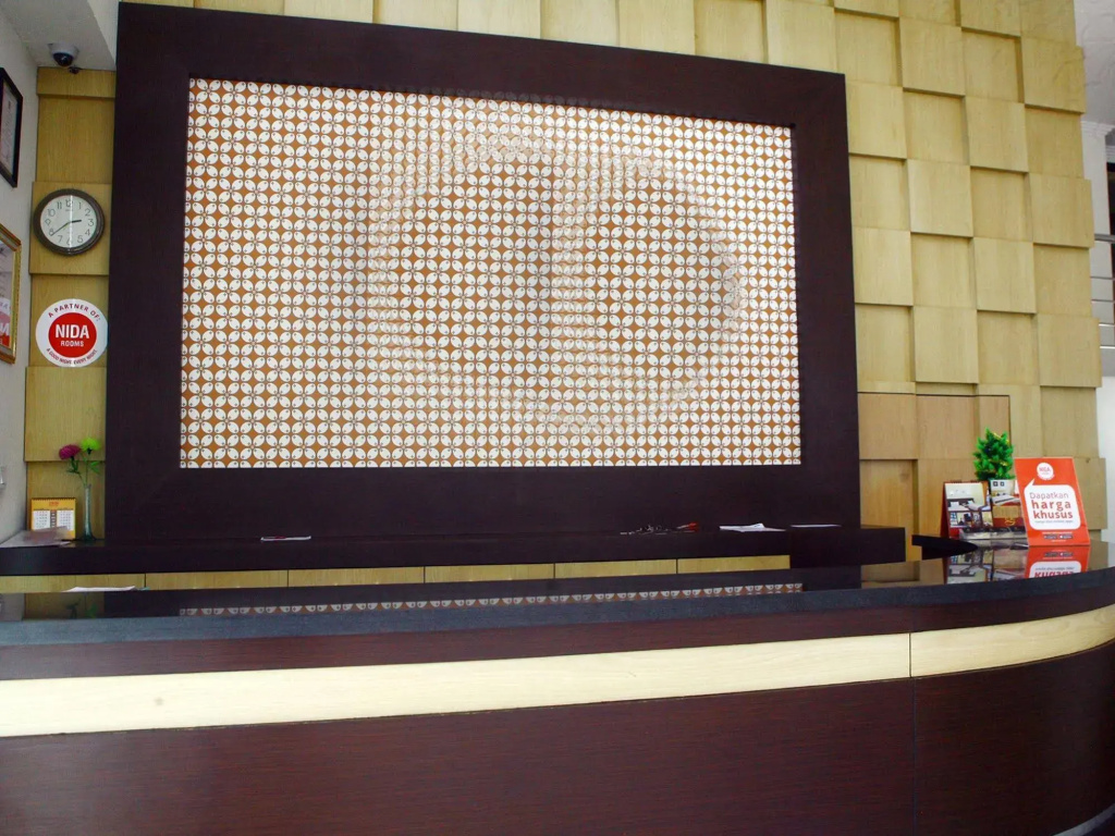 NIDA Rooms Colombo Komplek Karang Marang